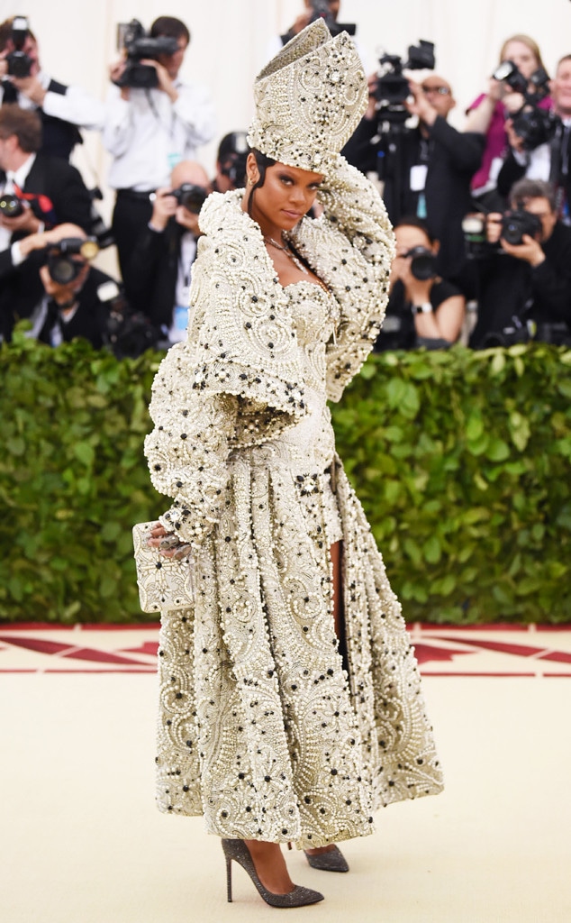 Rihanna Continues Her Reign as Pope of the Met Gala Red Carpet - E